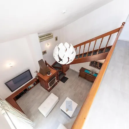Gorgeous In Okrug Gornji With House Sea View *